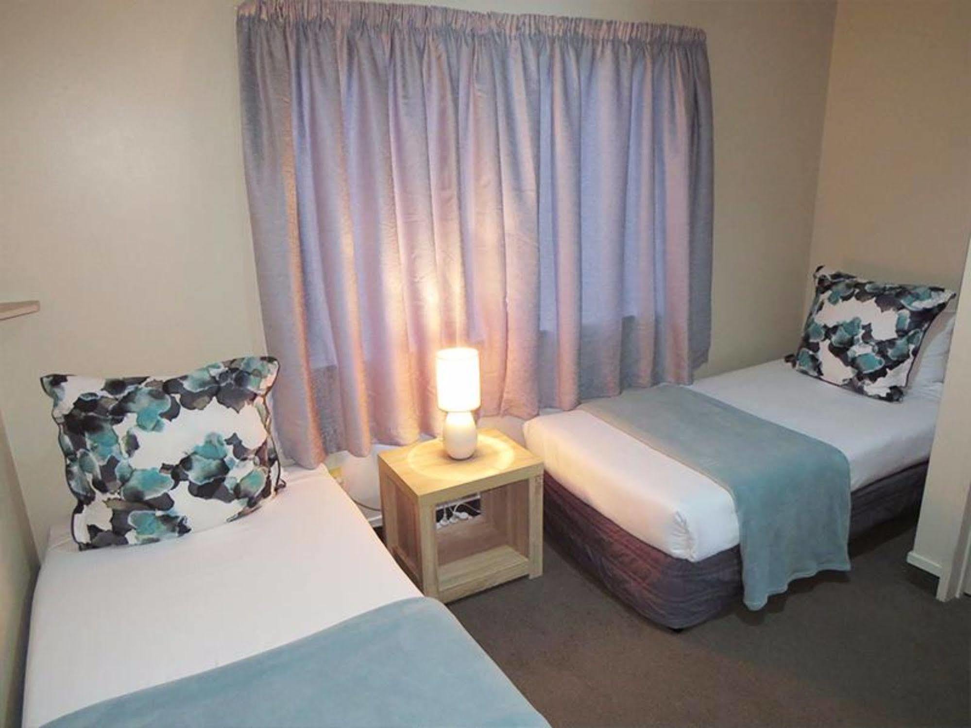 Pohutu Lodge Motel Роторуа Экстерьер фото