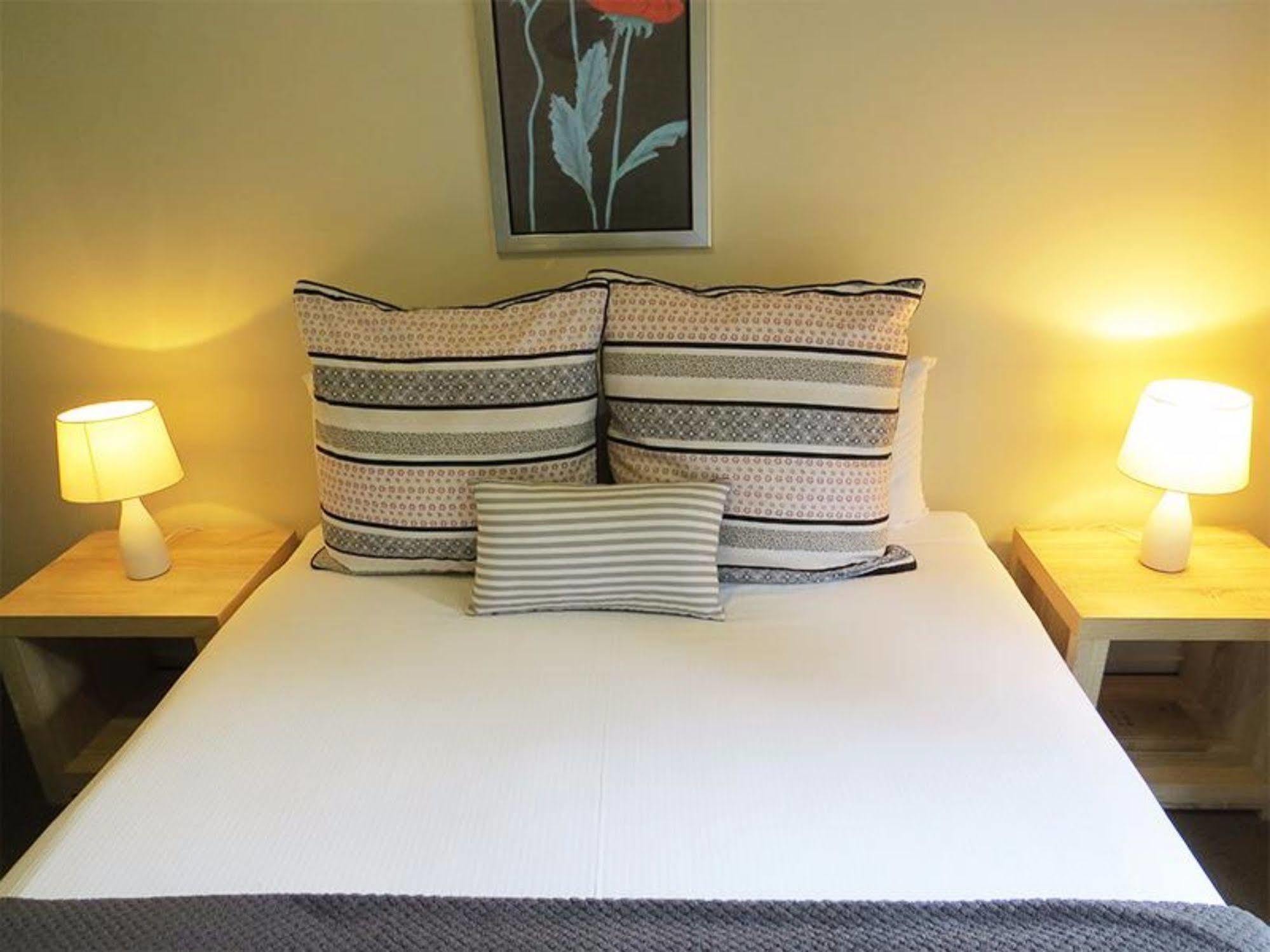 Pohutu Lodge Motel Роторуа Экстерьер фото